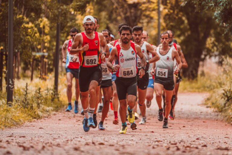 How To Run A Sub 3 Hour Marathon + Training Plan